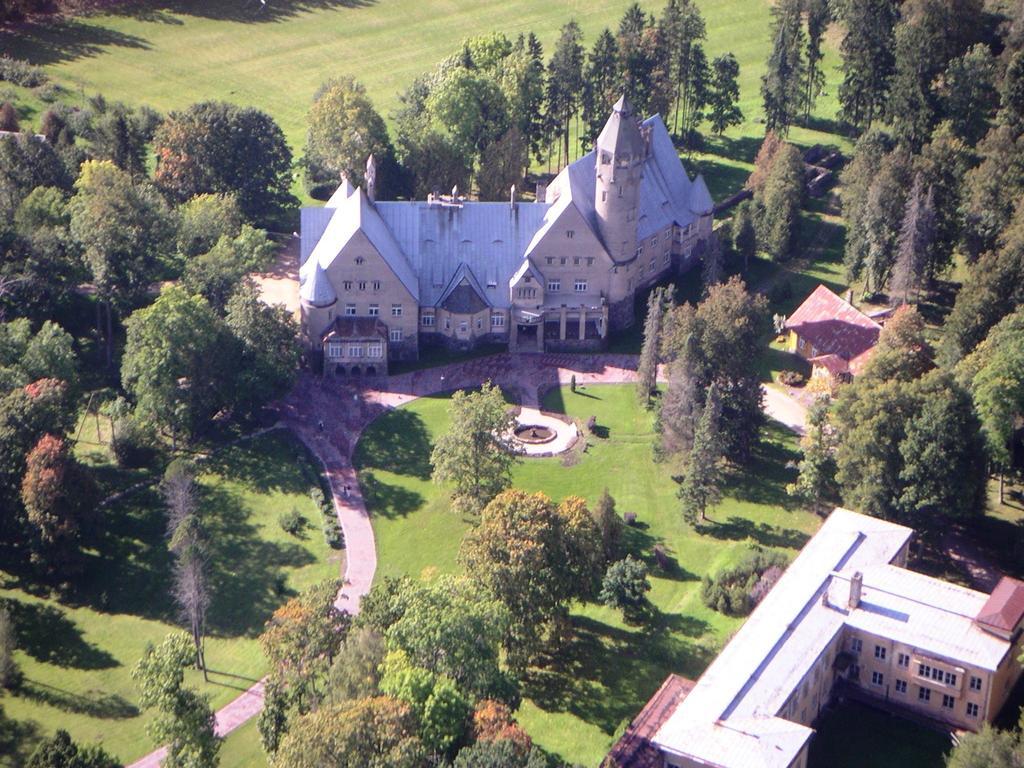 Castle Spa Wagenkuell Hotel Taagepera Bagian luar foto